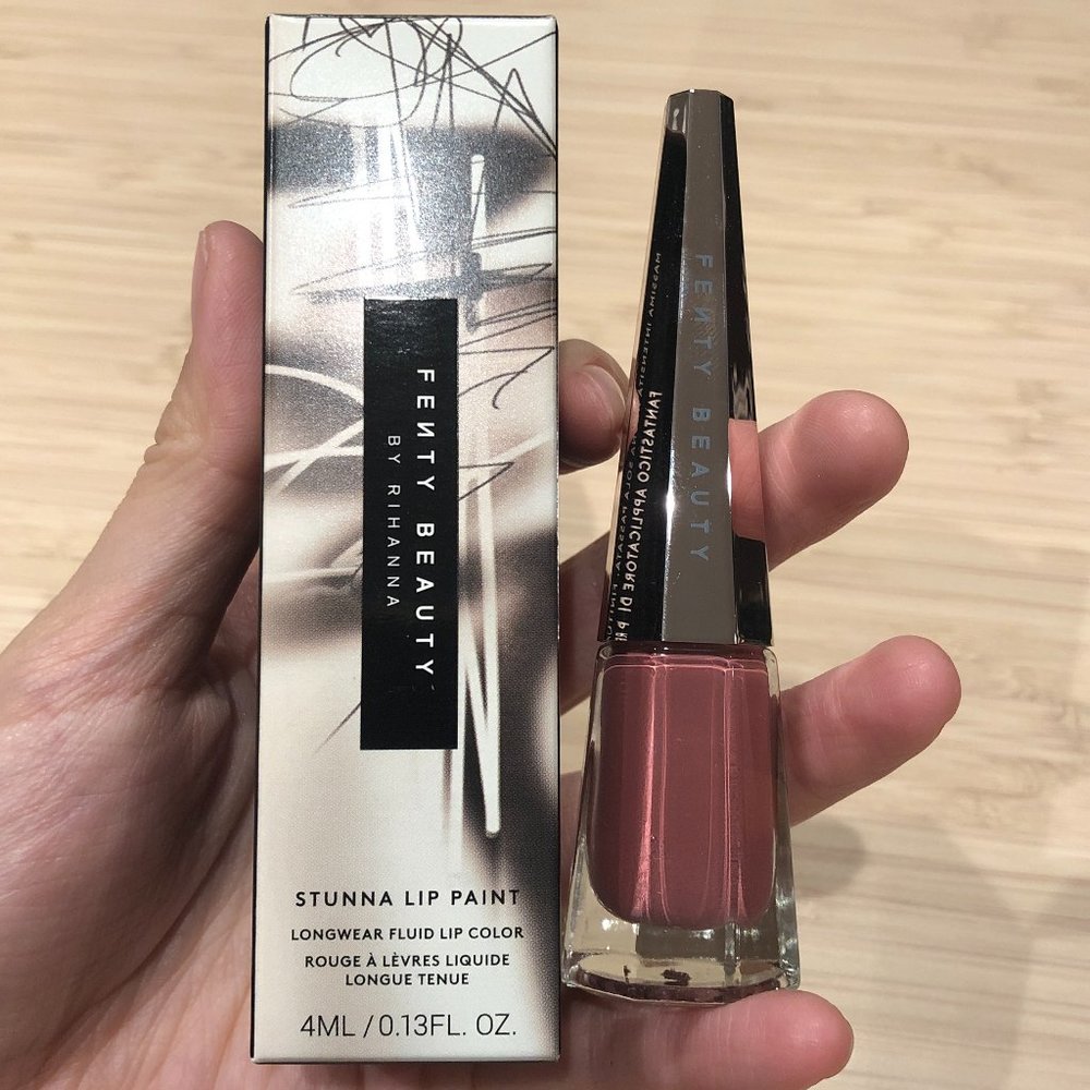 FENTY BEAUTY Stunna Lip Paint Longwear Fluid Lip Color (NEW)